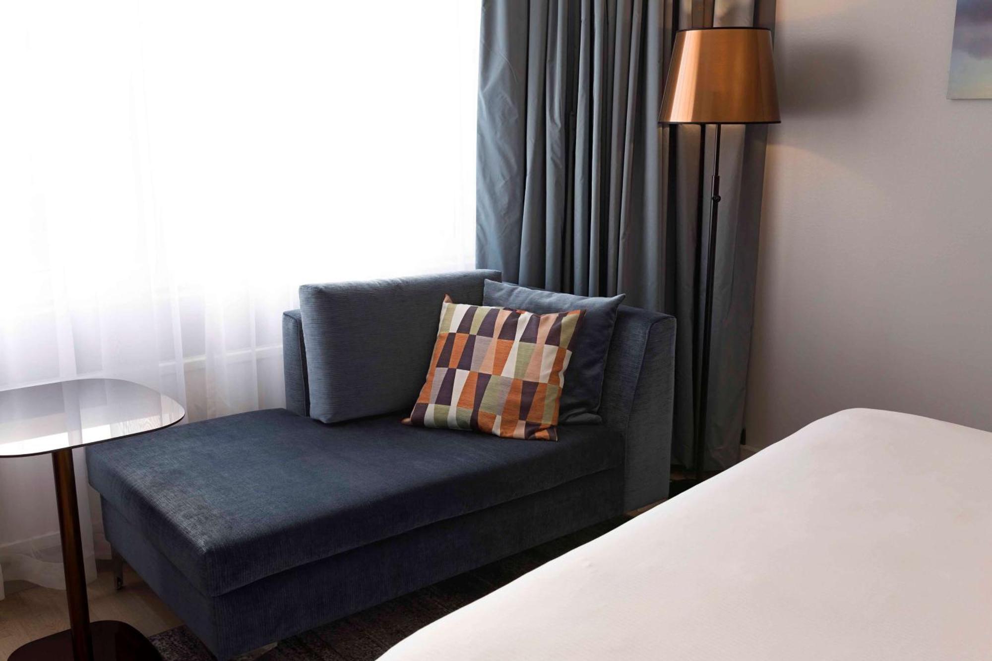 Hilton